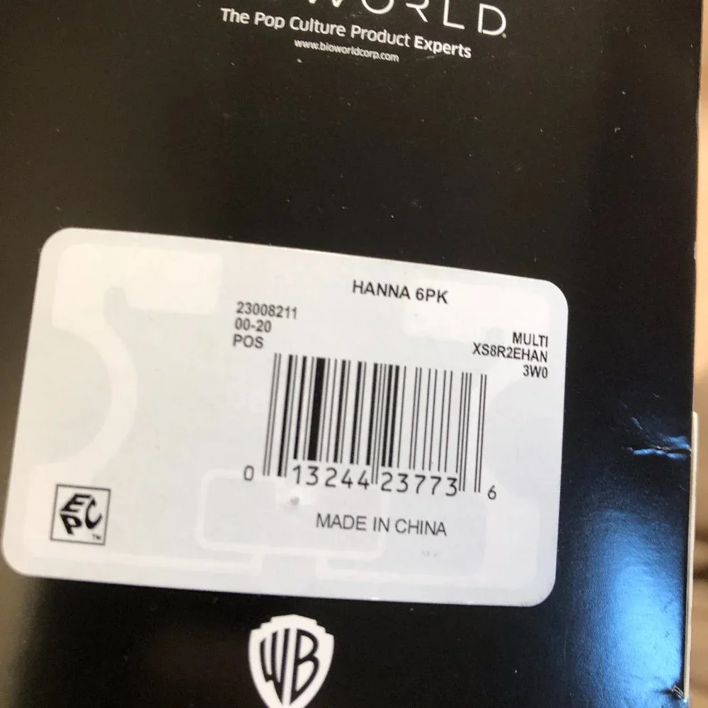 Bioworld set of men SIX Hanna-Barbera  socks